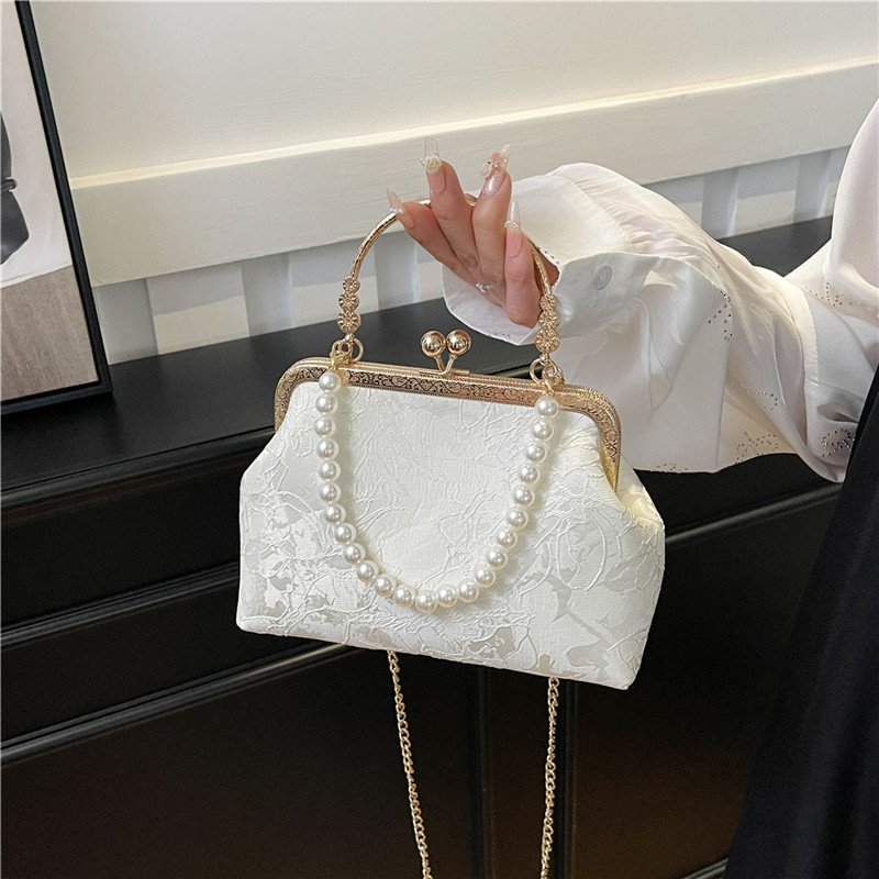 Vintage Classic Lace Bag pearl - огляд і ціна Embroidery Frame