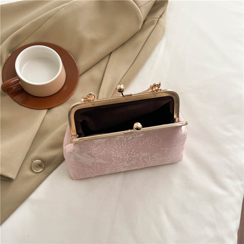 Vintage Classic Lace Bag pearl - огляд і ціна Embroidery Frame