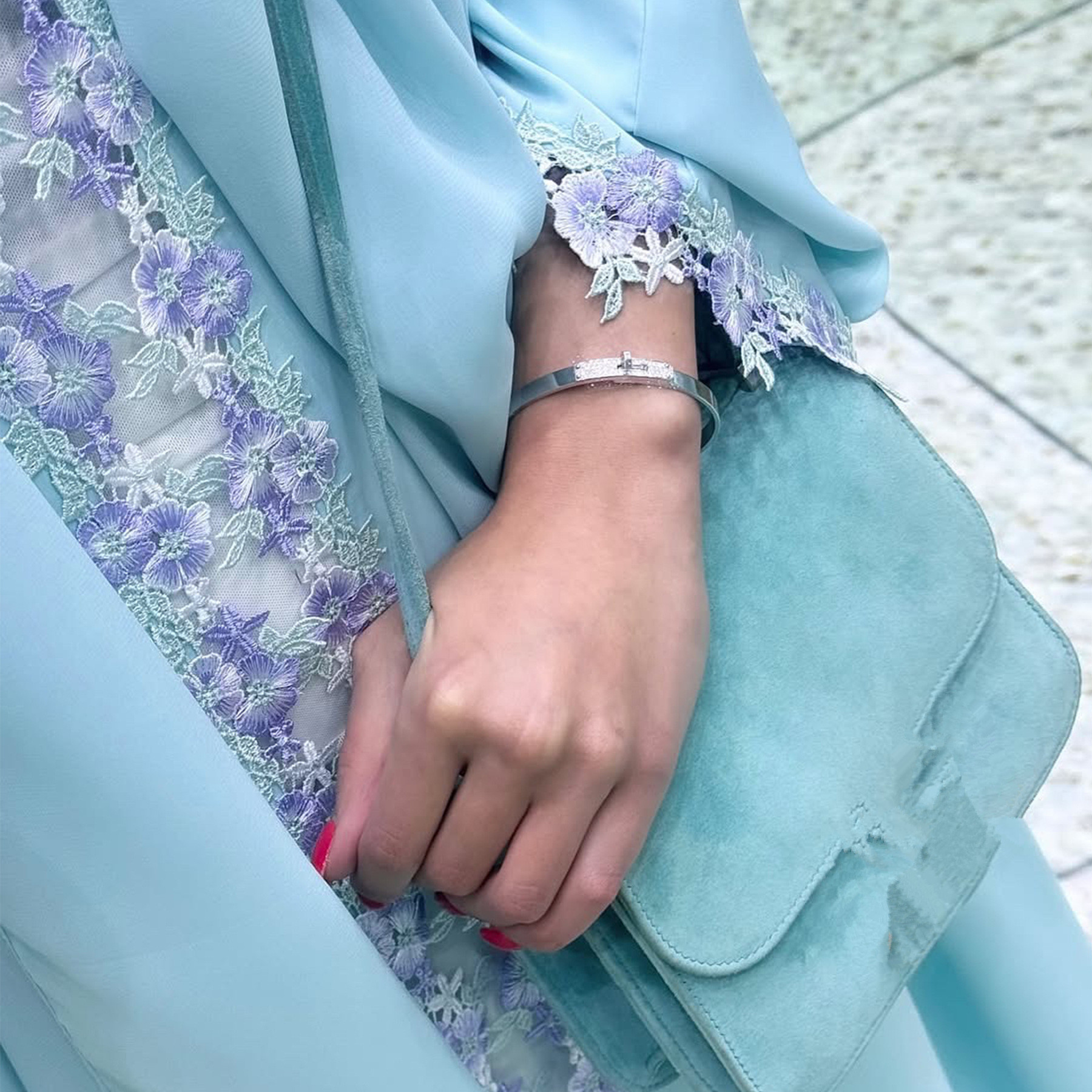 Dubai Abaya for Women Embroide - огляд і ціна Embroidery Kebaya