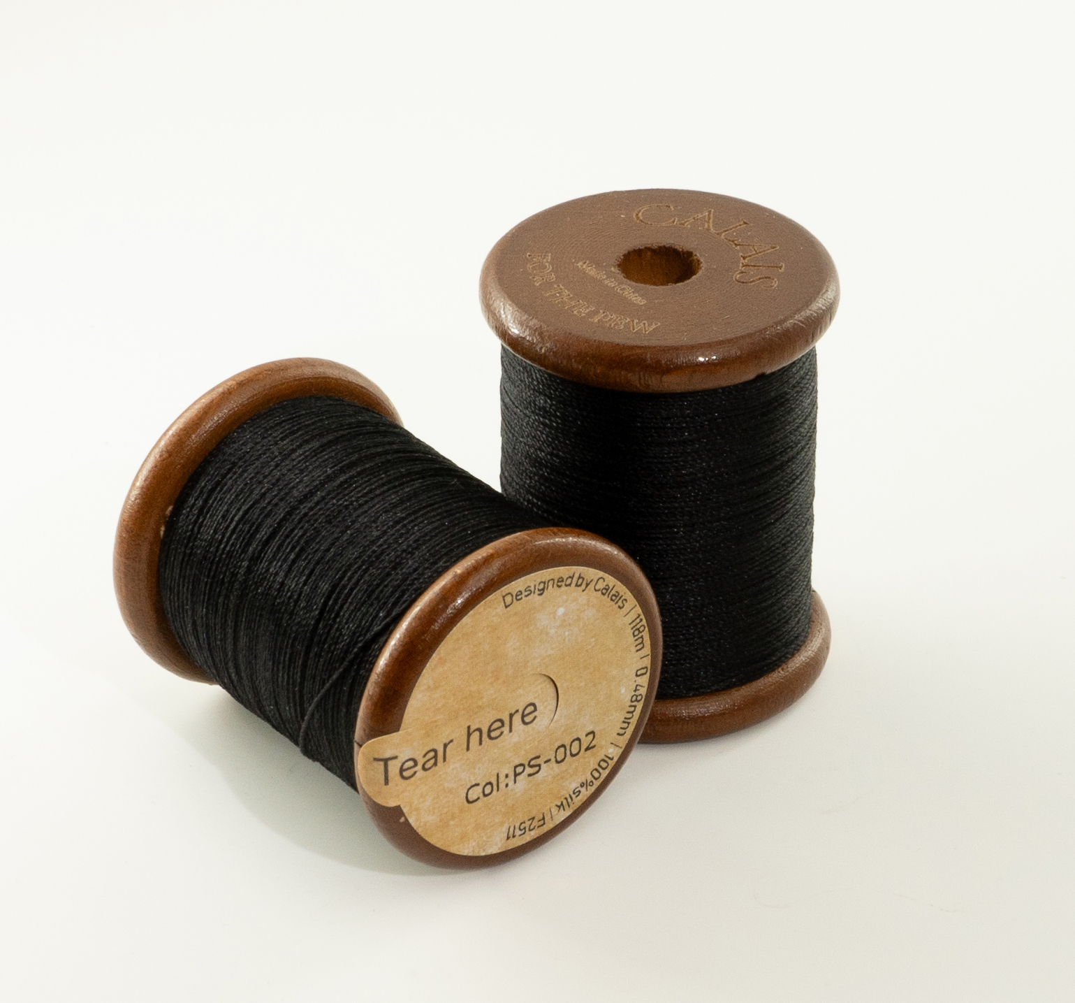 Calais Luxe Pure Silk Thread 0 - огляд і ціна Embroidery Thread