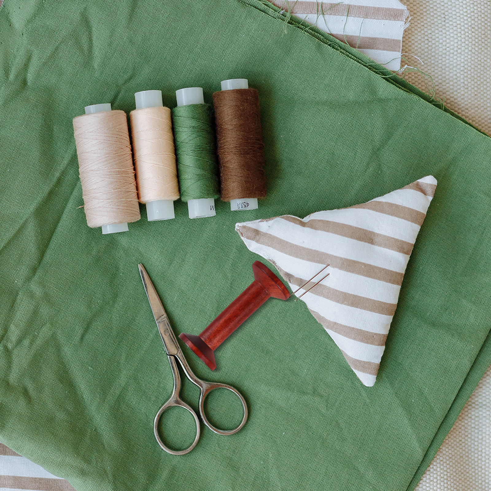 6Pcs Wooden Empty Spools for C - огляд і ціна Embroidery Thread