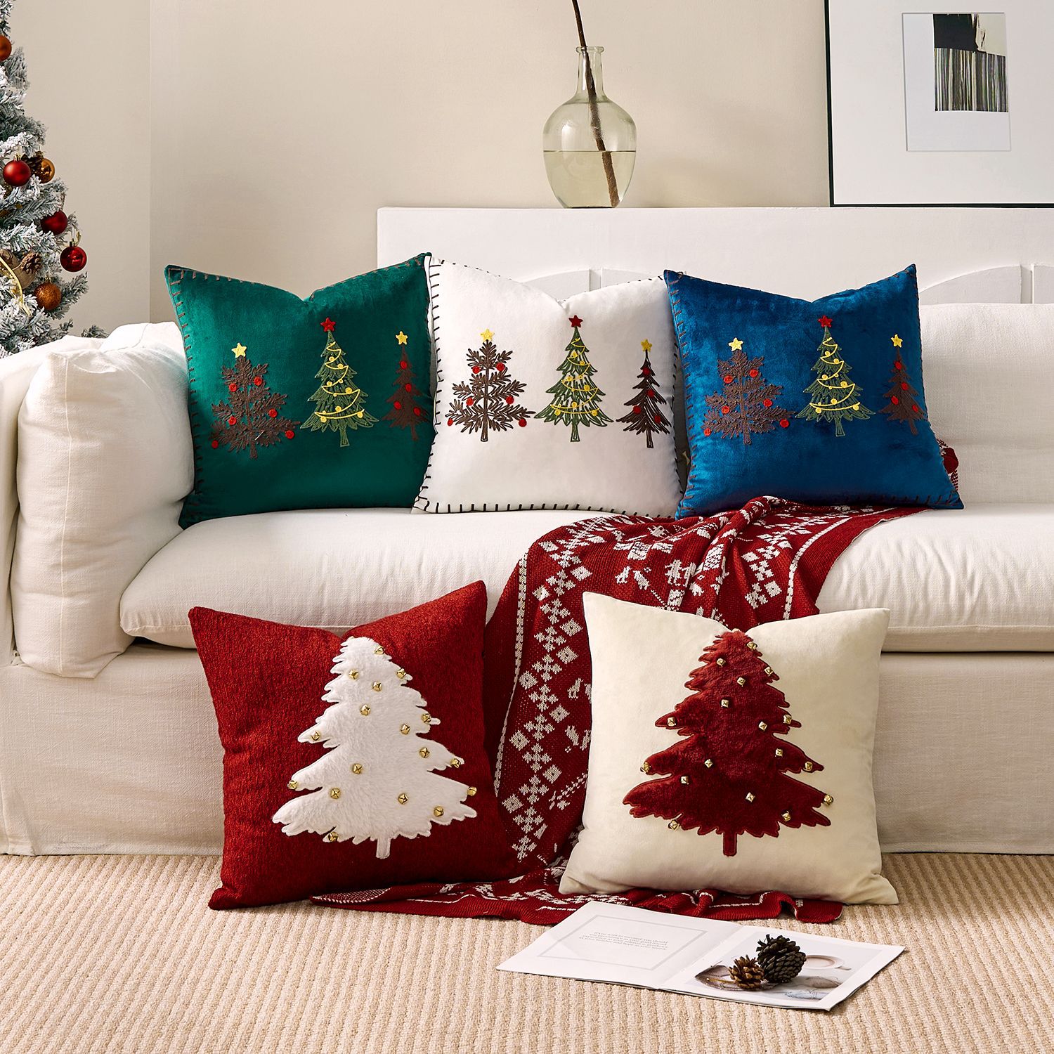 1pc Embroidery Cushion Cover C - огляд і ціна Embroidery Xmas Tree