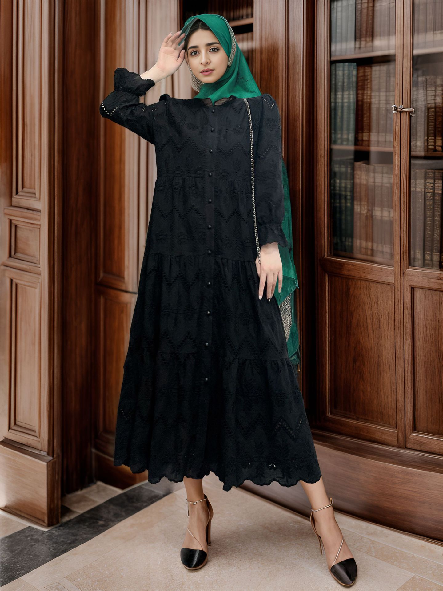 Kaftan Lace Embroidery Abayas  - огляд і ціна Embroidery Kebaya