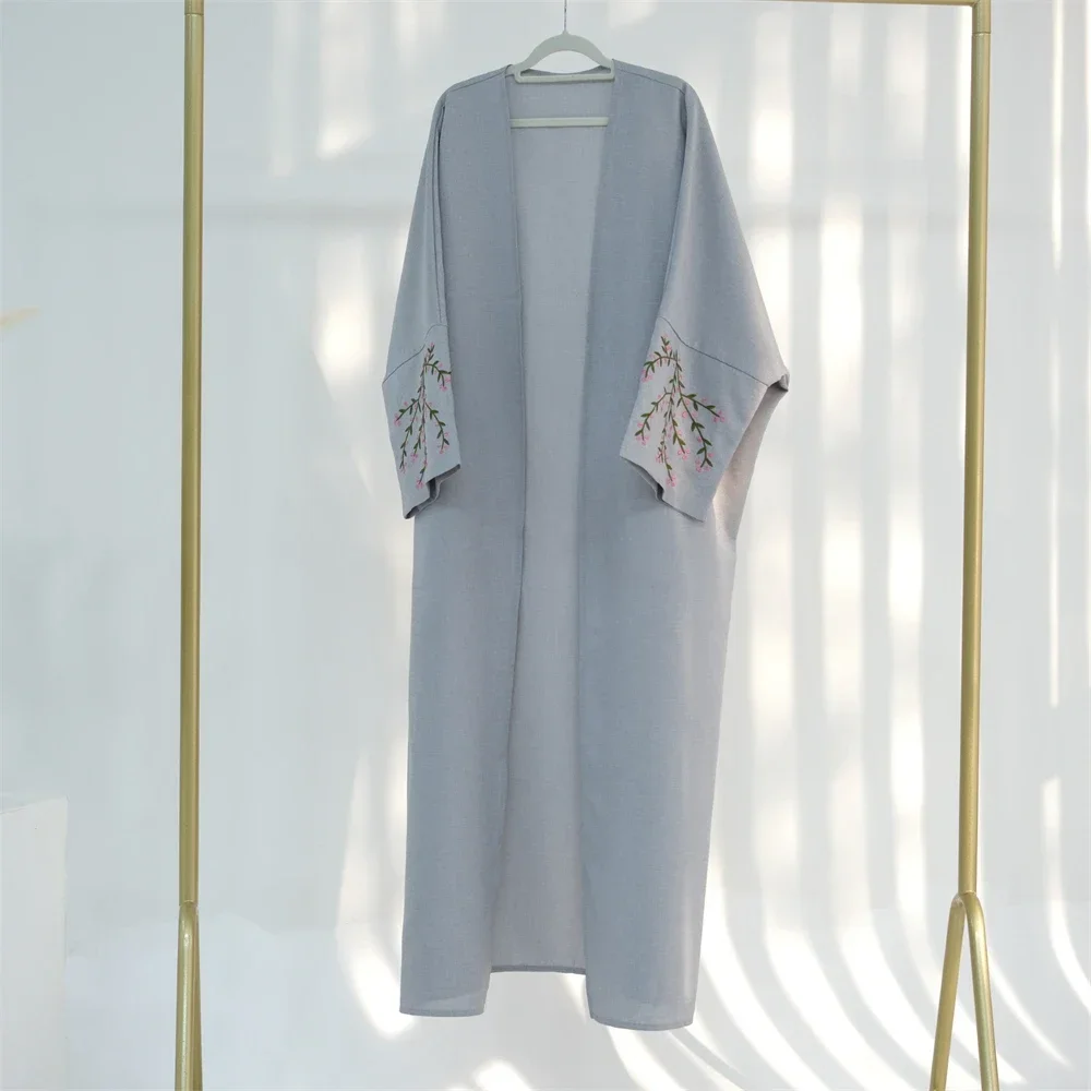 Eid Embroidered Abayas for Wom - огляд і ціна Embroidery Kebaya